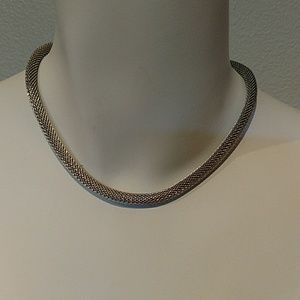 Silver necklace/choker